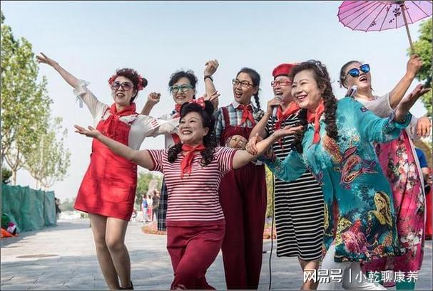 创新老年人快乐新生活千亿国际平台乾翔：(图2)