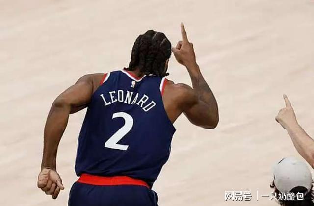 金血战背后藏着什么剧本裁判哨声偏哨？快船掘